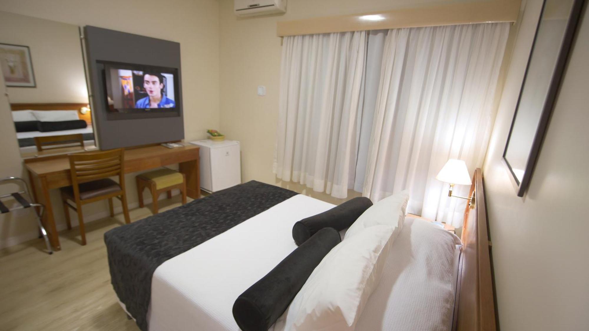 Regente Hotel Unaí Eksteriør bilde